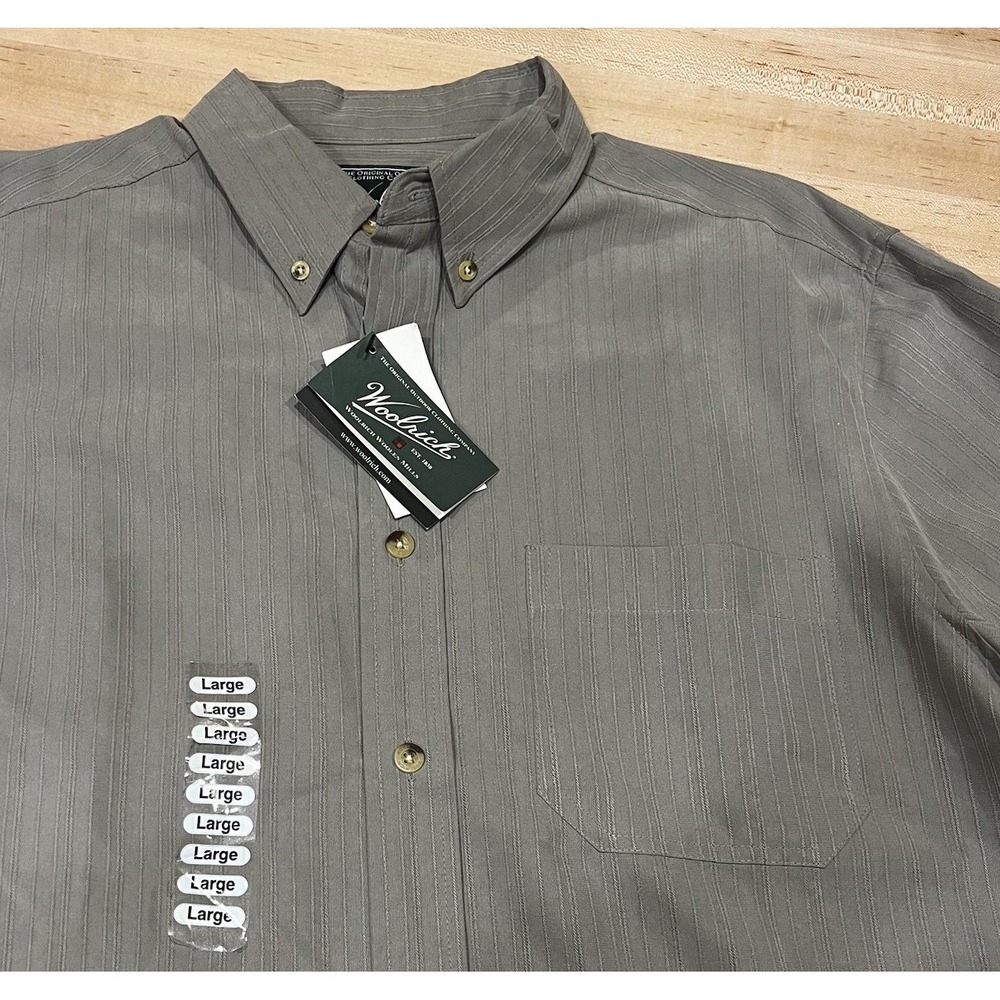NWT Woolrich Lightweight, Quick Dry, Long Sleeve Button-Up Top, Men's Size Large